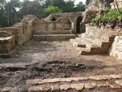 Rancho Las Voces Arqueología México Hallan antiguo Teatro Maya en