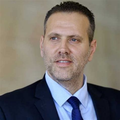 שיגיד תודה שרהמ לא מפטר אותו. יור הקואליציה מיקי זוהר על עזיבתו של זאב אלקין את הליכוד ...