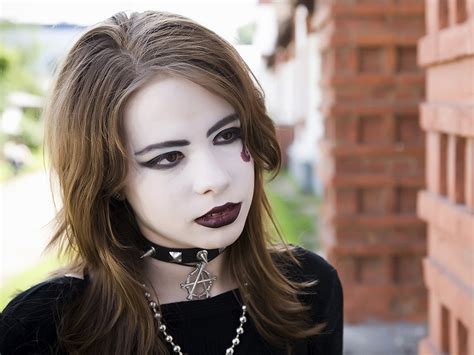 Goth Teens At Risk For Depression Self Harm