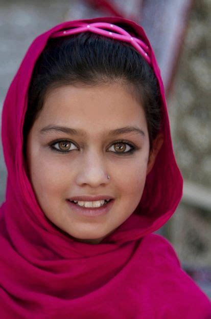 Afghan Girl Rostros