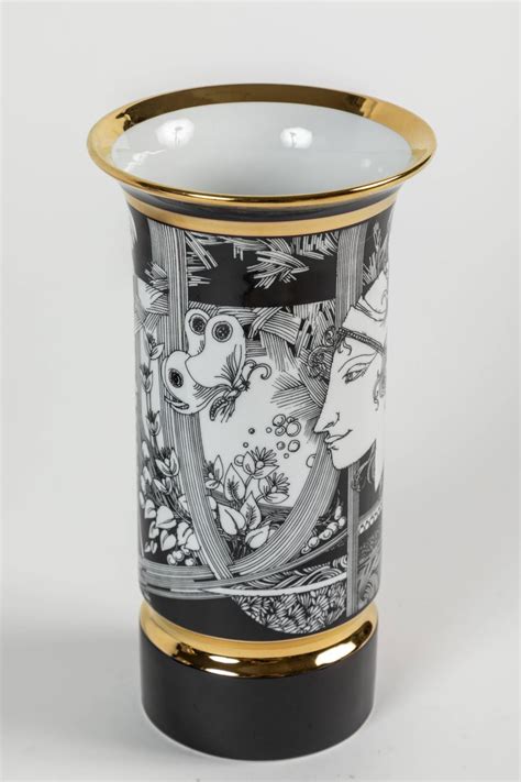 Pair Of Art Deco Style Porcelain Vases By Endre Szasz For Hollóháza At