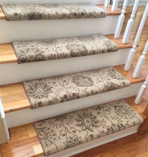 Stair Treads Carpet Decordip