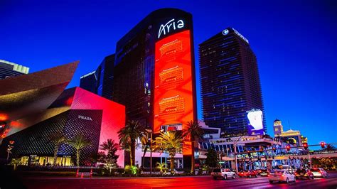Aria Las Vegas Hotel Walk Through 🎰 Whats Open Whats Not Las Vegas