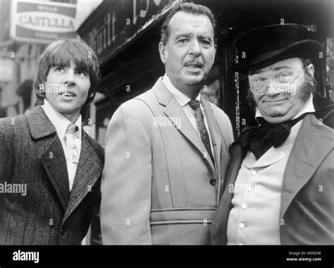 The Peapicker In Piccadilly From Left Davy Jones Tennessee Ernie