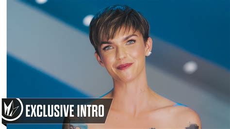 The Meg Exclusive Intro With Ruby Rose Regal Cinemas Hd Youtube