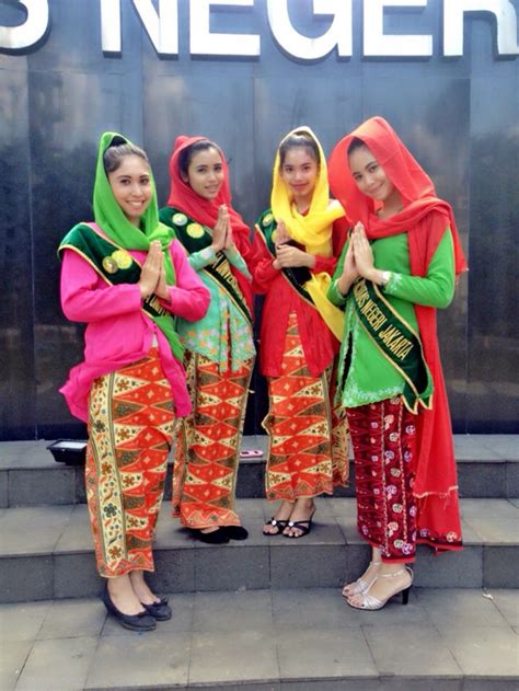 Kebaya Encim Betawi. Traditional outfit from Jakarta. Indonesia
