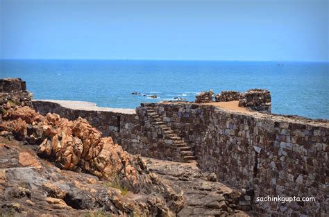 Amer fort or amber fort is a fort located in amer, rajasthan, india. Scuba Diving at Tarkarli near Sindhudurg Fort at Kurte ...