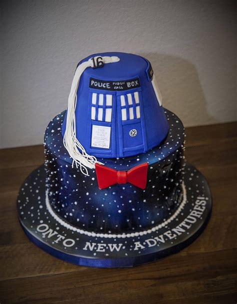 From the chandelier i hung a. 17 best Doctor Who Cakes! images on Pinterest | Doctor who cakes, Birthday party ideas and Postres