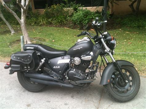 Keeway superlight 200 2021 is a 2 seater cruiser. Keeway Superlight 200: Motocicleta China Chopper ideal ...