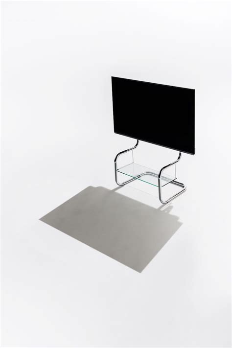Modern Metal Tv Stand With Cantilever Design