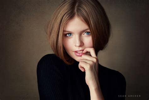 Sean Archer Women Anastasiya Peredistova Face Portrait Simple