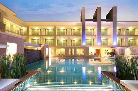 The accommodation is situated in tha sala district, near tard mork waterfall. Kantary Hills Chiang Mai Hotel, Chiang Mai, Thailand. Book ...