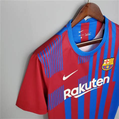 Futbol club barcelona, commonly referred to as barcelona and colloquially known as barça, is a spanish professional football club based in b. Comprar camiseta barata del FC Barcelona 2021/2022 | Cazalo