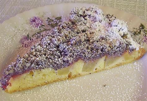 Ehrlich gesagt, hatte ich einfach nicht genügend äpfel im haus aber noch ein paar birnen hier liegen und da äpfel und birnen ja eh beste freunde in unserer obstschale sind, dürfen sie jetzt auch beide auf den kuchen. Apfel - Birnen - Kuchen (Rezept mit Bild) von mima53 ...