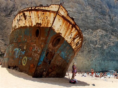 Beaches With Shipwrecks Business Insider