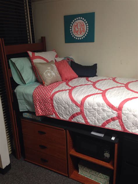 Preppy Dorm Dorm Room Decor For The Preppy Girl Central Florida