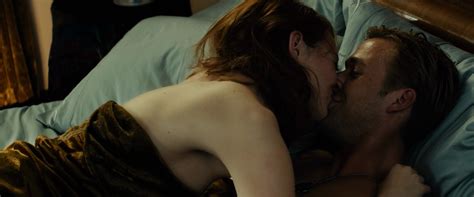 Naked Emma Stone In Gangster Squad