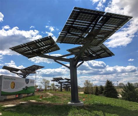 Solar Trees Lsx Solar Panels Alliant Energy Lumos Solar
