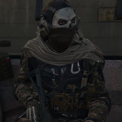 Lt Simon Ghost Riley In 2023 Call Of Duty Ghosts British Men