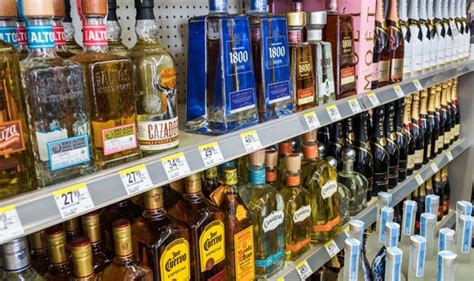 Why was it decided to celebrate thanksgiving at the end of november? Thanksgiving opening hours: Are liquor stores open on Thanksgiving where YOU are ...