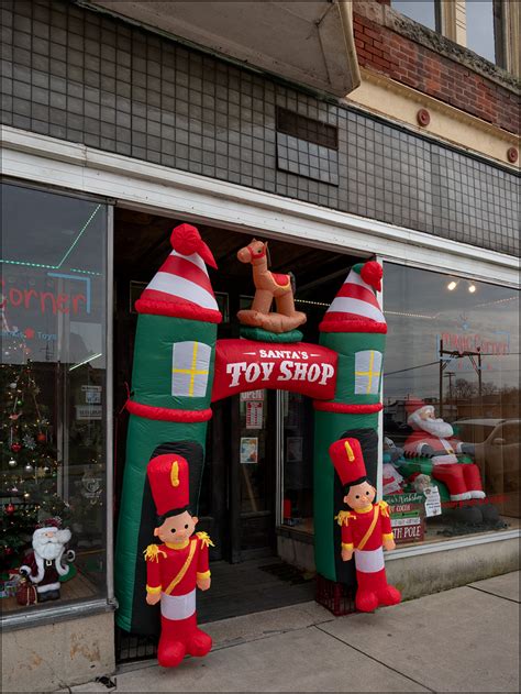 Santas Toy Shop In Hartford City Indiana Photograph By Christopher