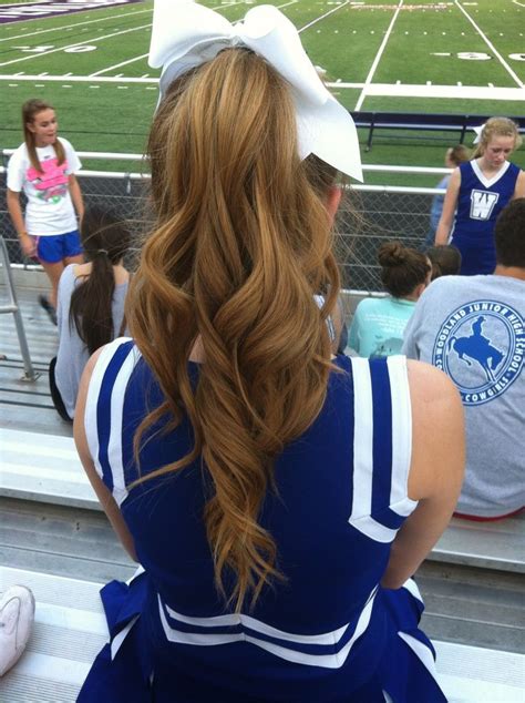 Perfect Hair For A Football Game Cheerleading Hairstyles Cheer