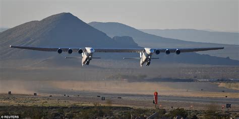 Giant Stratolaunch The World S Widest Plane Just Completed Its