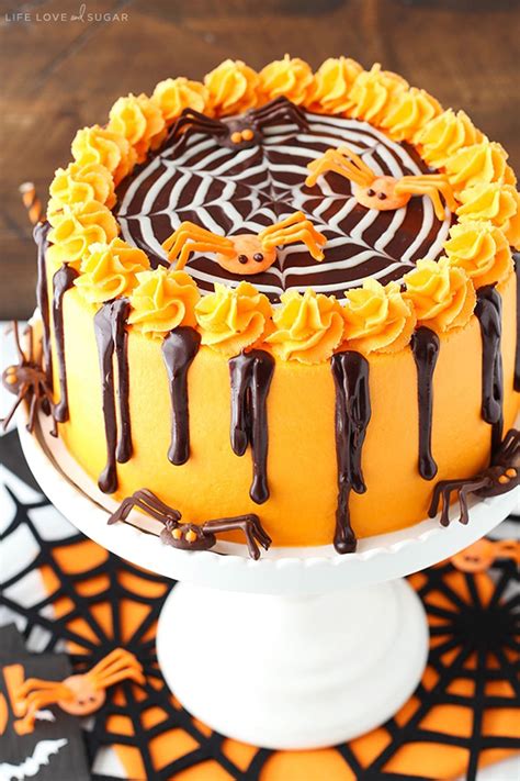 What Could Be More Fun Than These Scary Smart Halloween Cakes