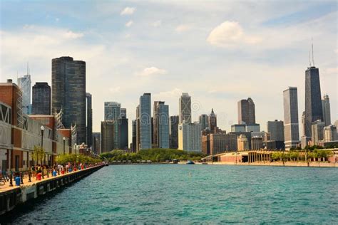 Chicago Skyline Navy Pier Editorial Photo Image Of Park 71285821