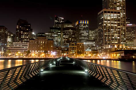 Path Through City Buildings During Night San Francisco Hd Wallpaper