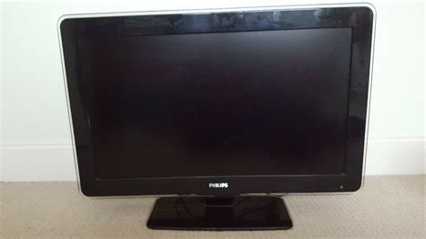All prices updated on 5th april 2021. Philips 32 inch Widescreen HD Ready LCD TV - With Freeview ...