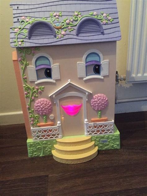 Learning Curve Caring Corners Mrs Goodbee Interactive Doll S House And Accessories In Eastville