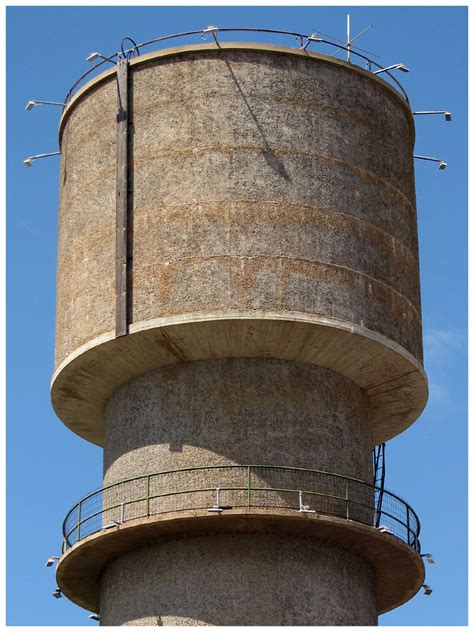 The World Famous Wodonga Water Tower Vic Paul3747 Flickr