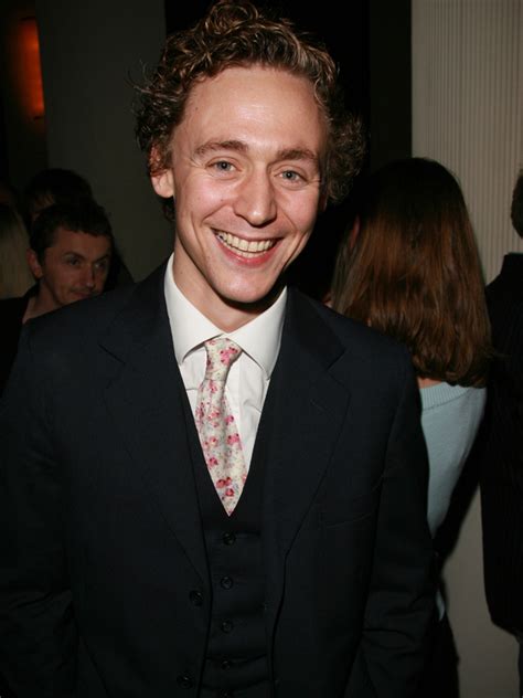 Thomas william hiddleston (born 9 february 1981) is an english actor. See Tom Hiddleston's AMAZING transformation from geek to ...