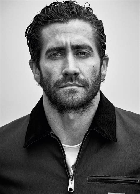 Director @davidmleitch, @jes_chastain, and jake gyllenhaal are bringing ubisoft's the division to netflix. Jake Gyllenhaal - Movies, Bio and Lists on MUBI