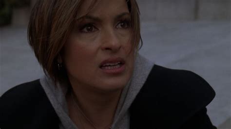 Detective Olivia Benson After A Shooting In Season Nine Olivia Benson Law And Order Law And