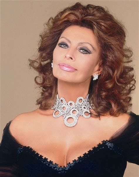 Биография, драма, 2 ч 30 мин сша 1969 — sophia loren, 1969. Jewellery lover Sophia Loren - Kaleidoscope effect