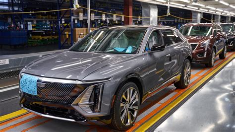 Milestone General Motors Electric Car Begins Production Drive