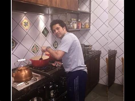 If you want to meet your dream player and inspiration than must visit sachin tendulkar. Sachin Tendulkar Dream House Inside view | Sachin ...