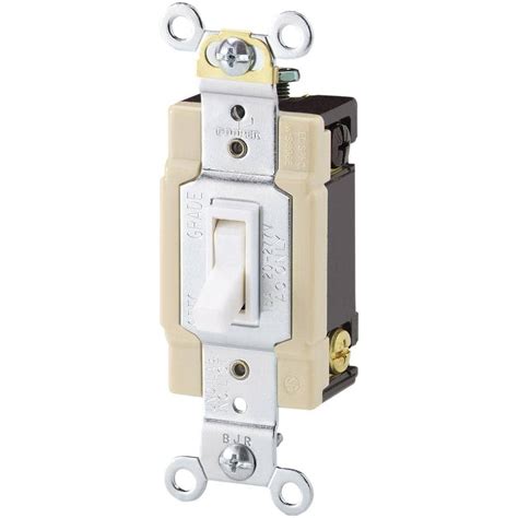 Eaton Standard Grade 15 Amp 4 Way Toggle Switch With Push And Side