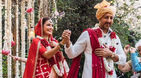Dia Mirza Shares Wedding Photos ‘love Is A Full Circle That We Call
