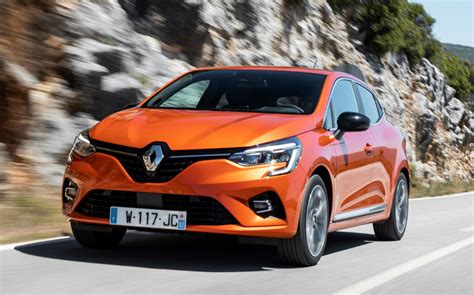 2019 Renault Clio First Drive Review 01 Uk From The Sunday