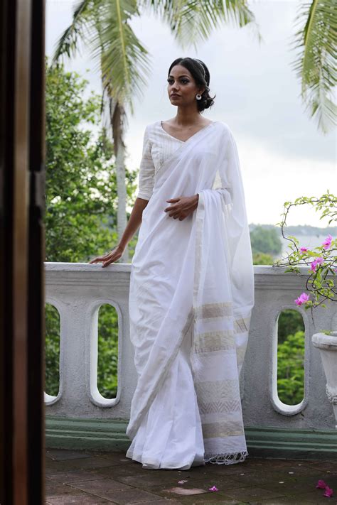 Goddess Effect Hand Woven Handloom Saree White Sari Off White
