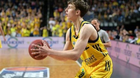 With other surname would deserve equally big attention and admiration of his tremendous. Michigan basketball lands German guard Franz Wagner ...