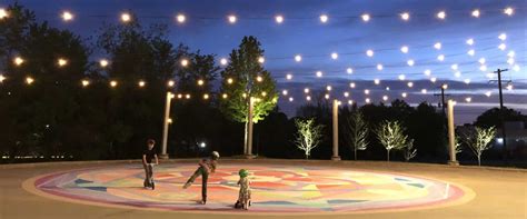 Uncovering the Hidden Gems of Austin, AR: A Guide to Unique Holiday Markets