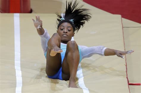Biles Not At Exquisite Best Wins 4th All Around At Worlds
