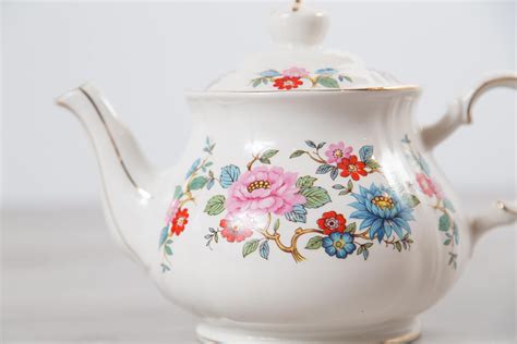 Vintage Floral Teapot Cup Sadler England S Flower Teapot With Gold Detailing Ceramic