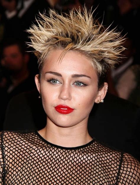 Ever seen such weird hairstyles that too in a ponytail form? 20 Weird and Funny Celebrity Hairstyles - Pouted Online ...