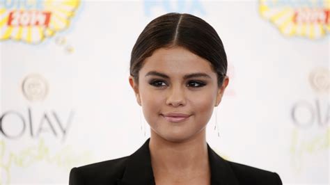 Selena Gomez ‘concerned Hackers May Release Private Pics Other