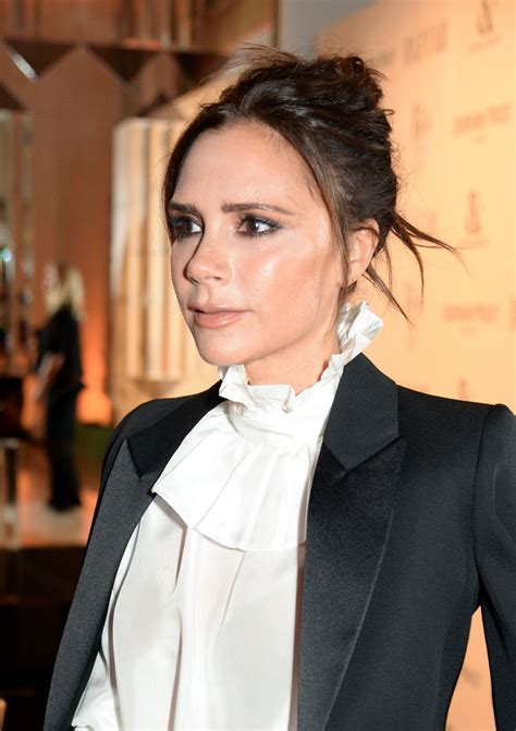 Victoria Beckham Harpers Bazaar Woman Of The Year Awards 2017 In